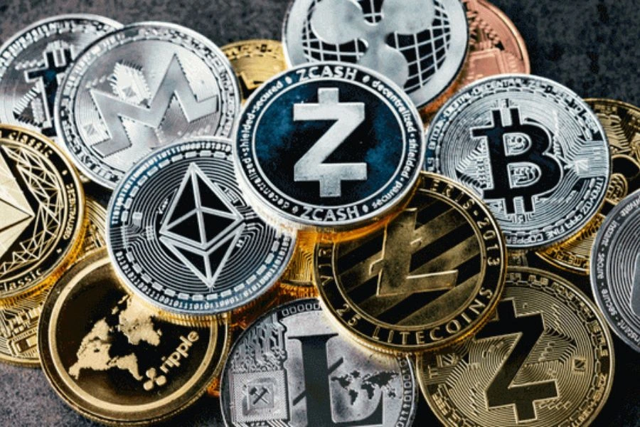 Altcoins to Watch in 2025