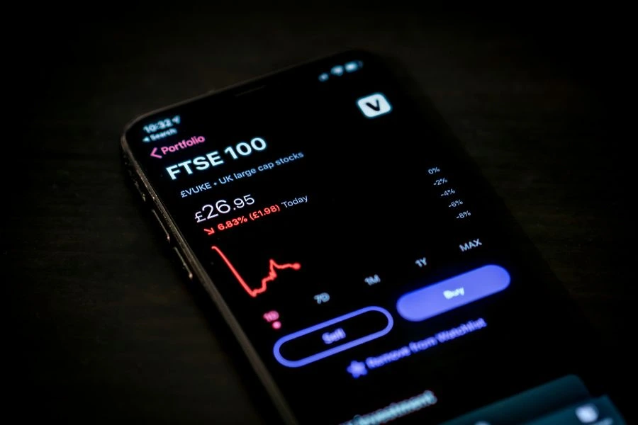 How to Read Crypto Charts for Beginners